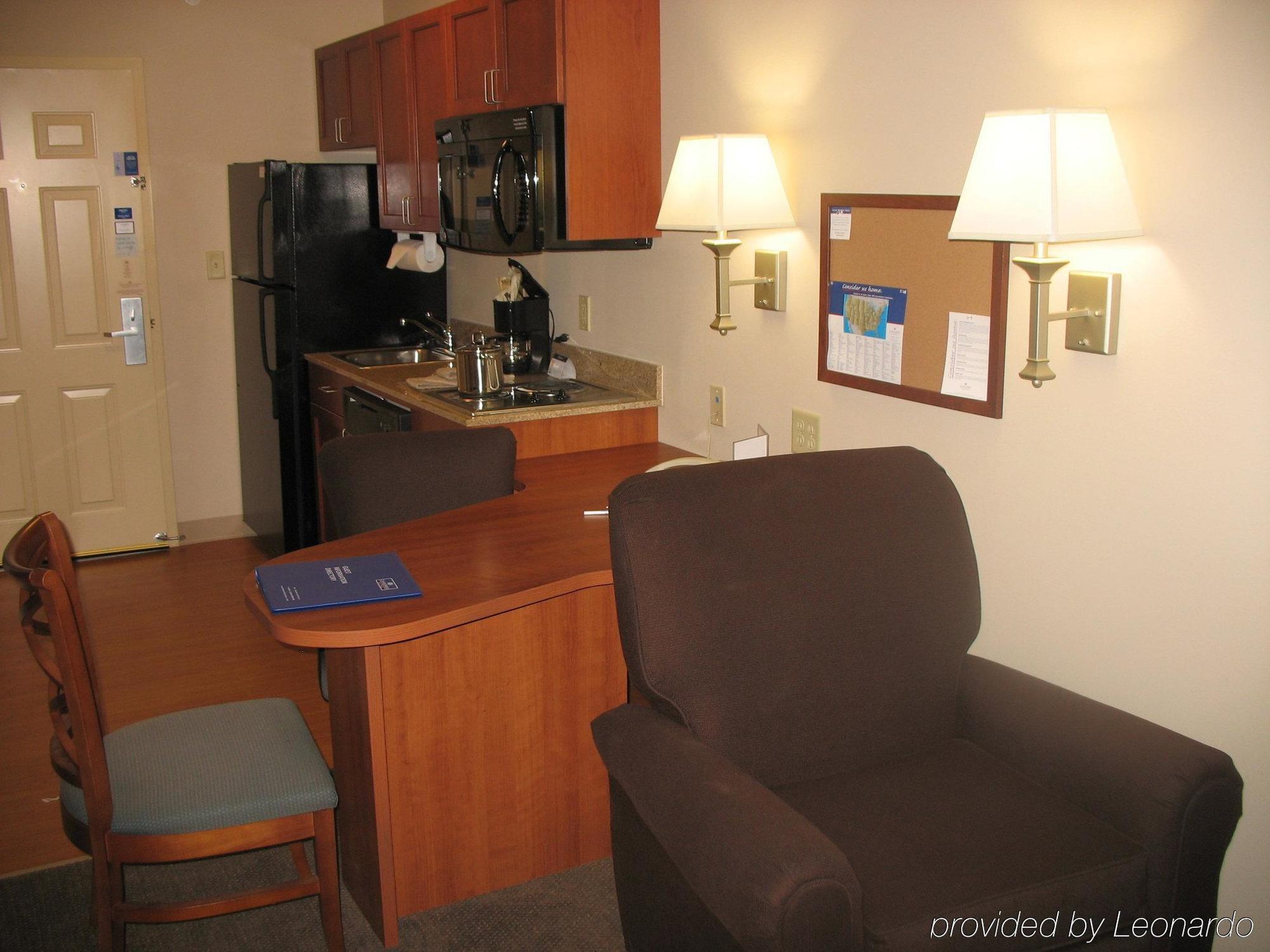 Candlewood By Ihg